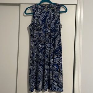 Tommy Hilfiger blue paisley slip dress. Size 4. Super cute and comfy.